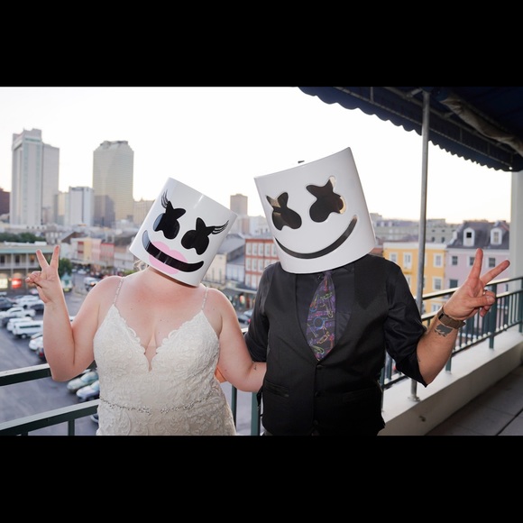 Meet your Posher, Doc - Picture 13 of 16